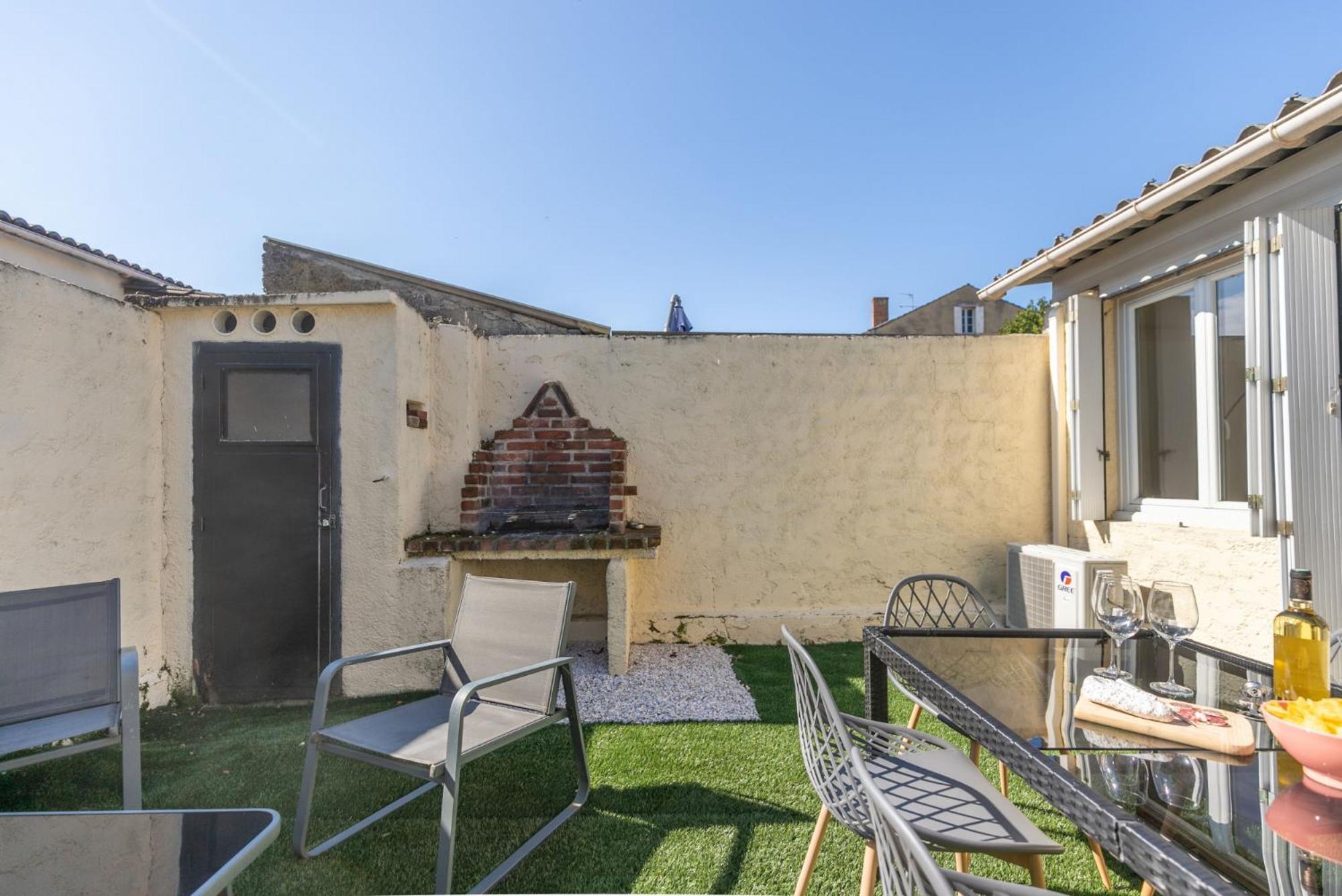 Le Patio - Spacieux T3 Avec Climatisation Et Jardin Privatif Bergerac Bagian luar foto